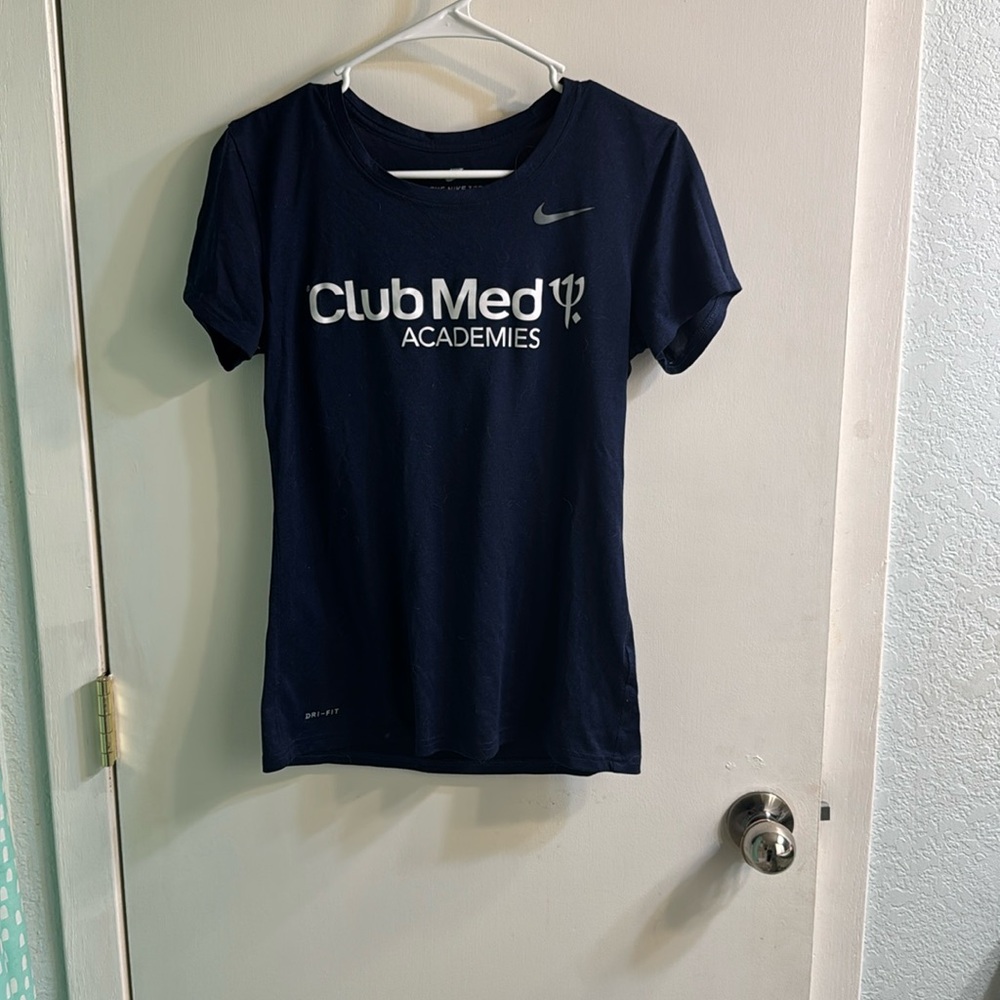 Nike Dri Fit Club Med Academies workout shirt size small